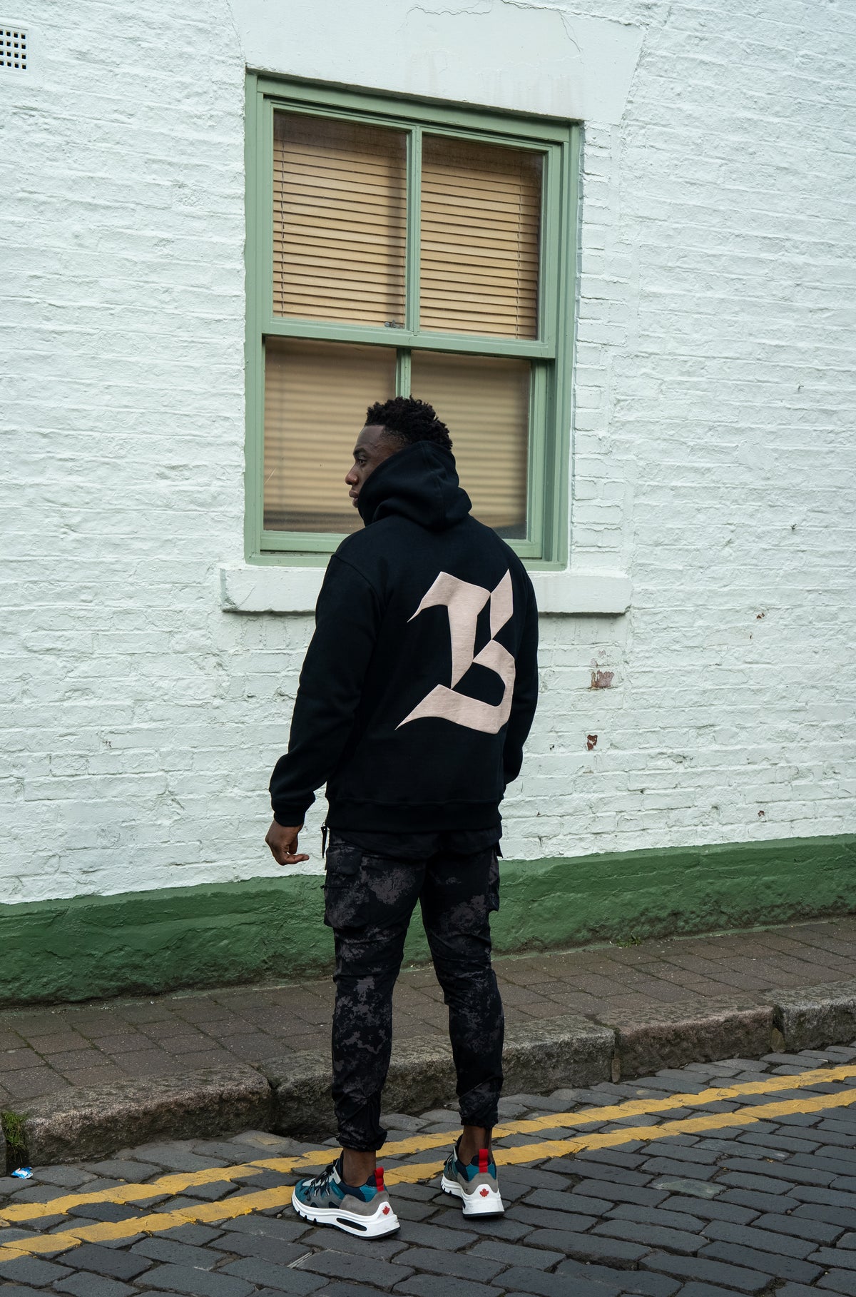 TBB HOODIE: OVERSIZED BACK LOGO