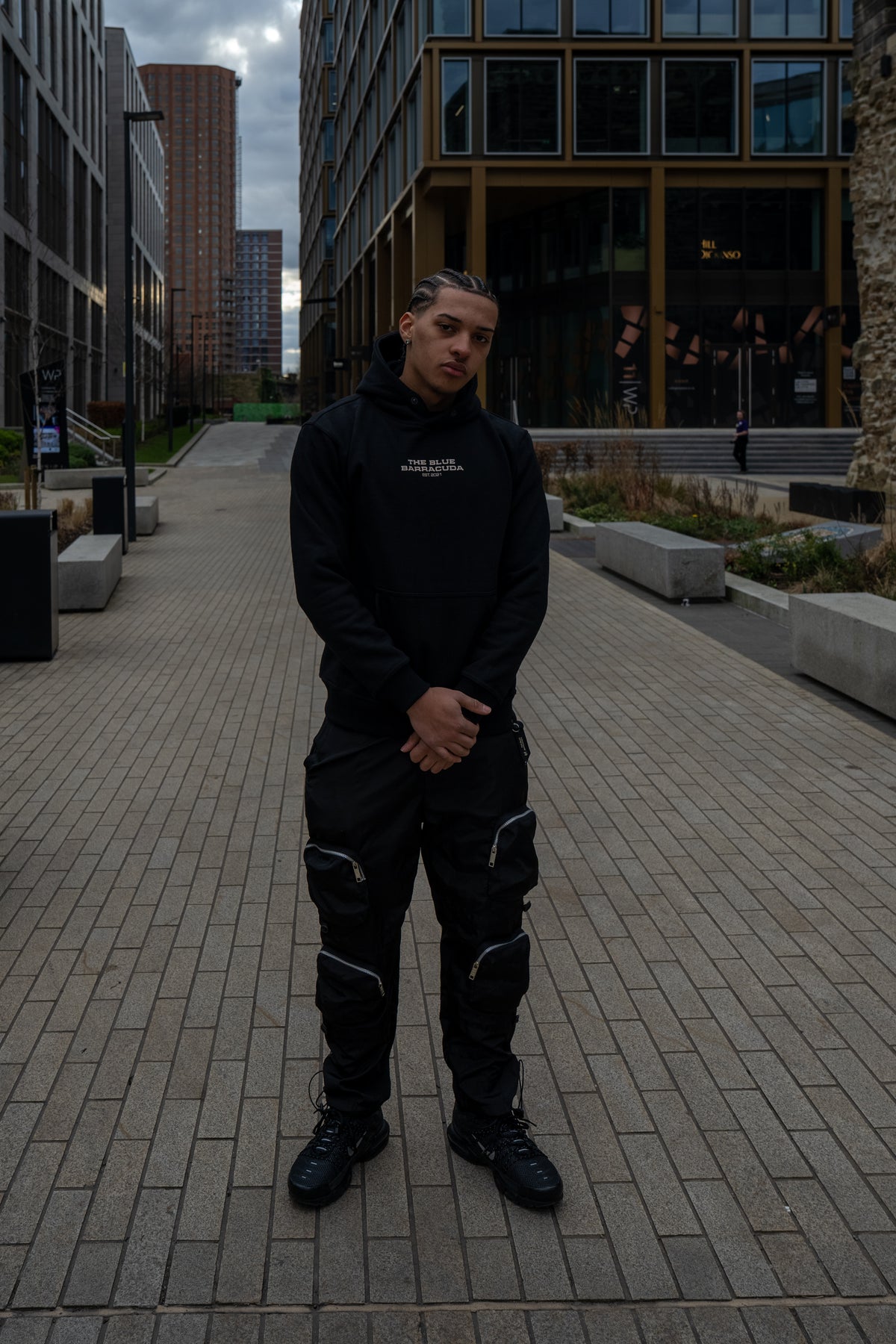 TBB HOODIE: SMALL LOGO